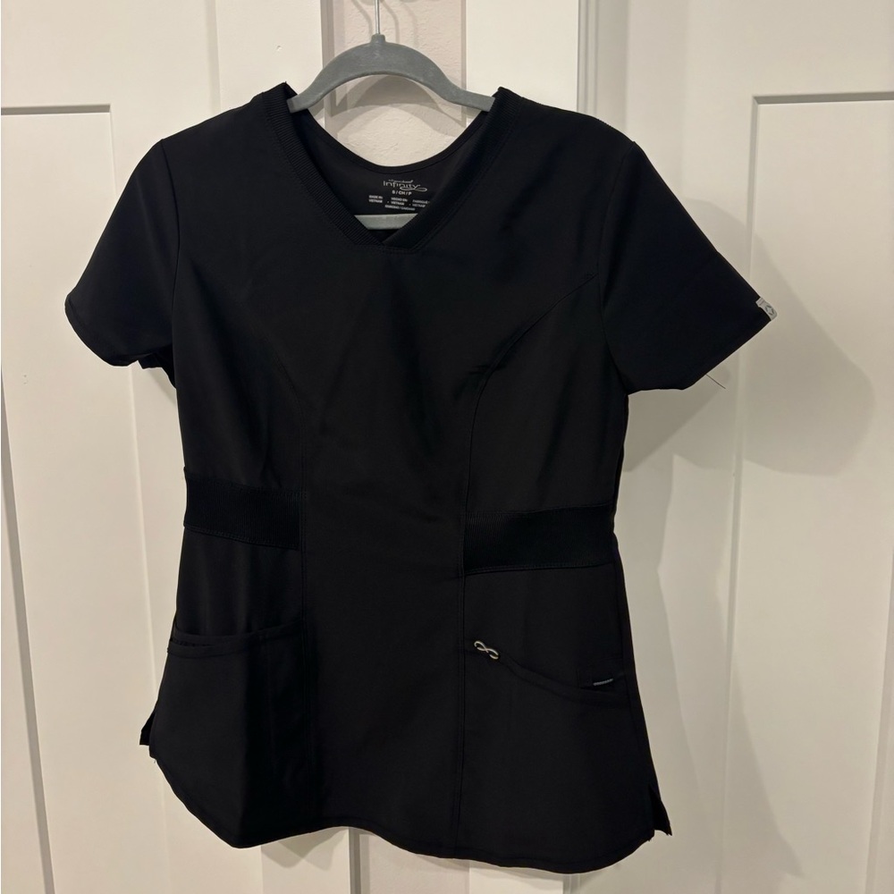 Cherokee Infinity Women's Classic Black Scrub Top Small